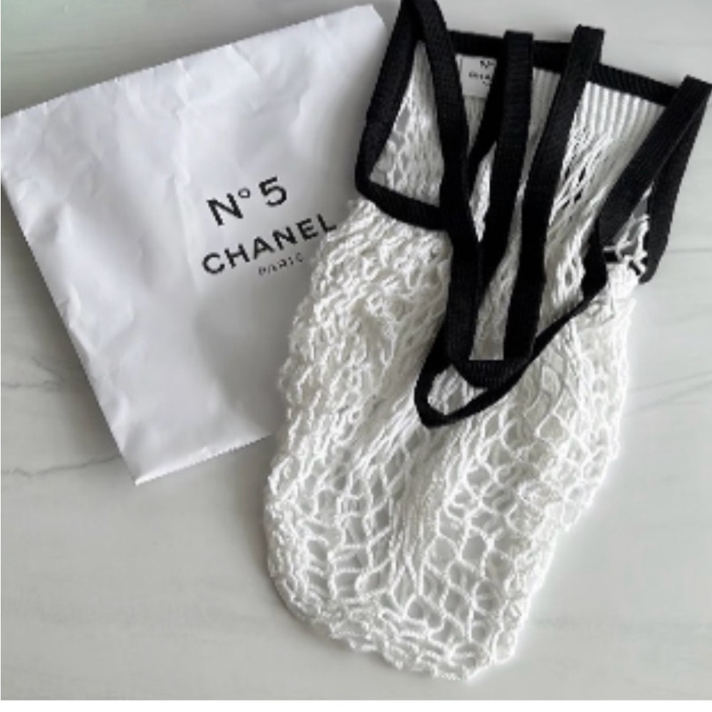 CHANEL factory N •5 mesh bag white black 100th Anniversary limited 2021 - Picture 6 of 6